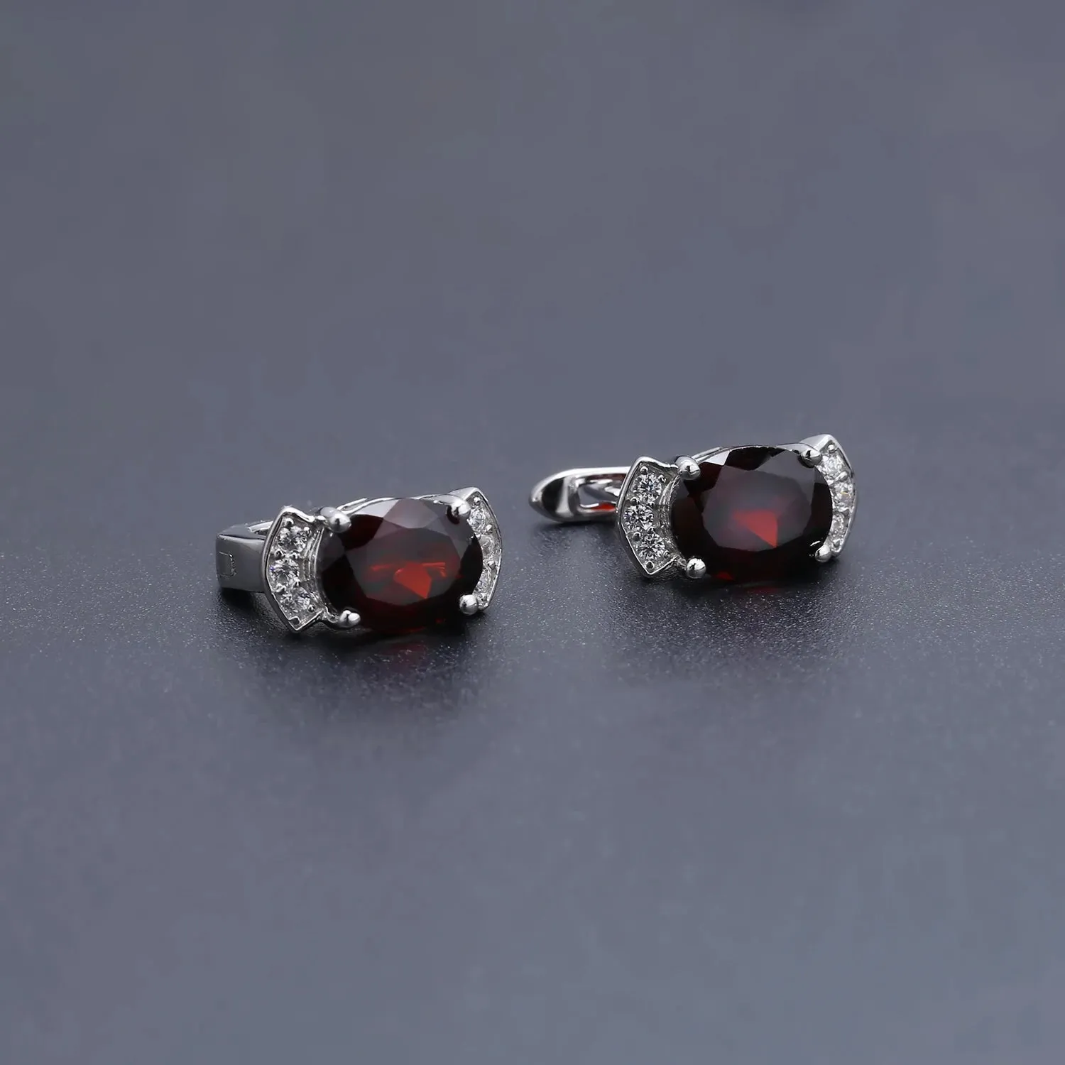 Skye Kite Green Moss Agate Stud Earrings in 925 Sterling Silver – Unique Gemstone Earrings
