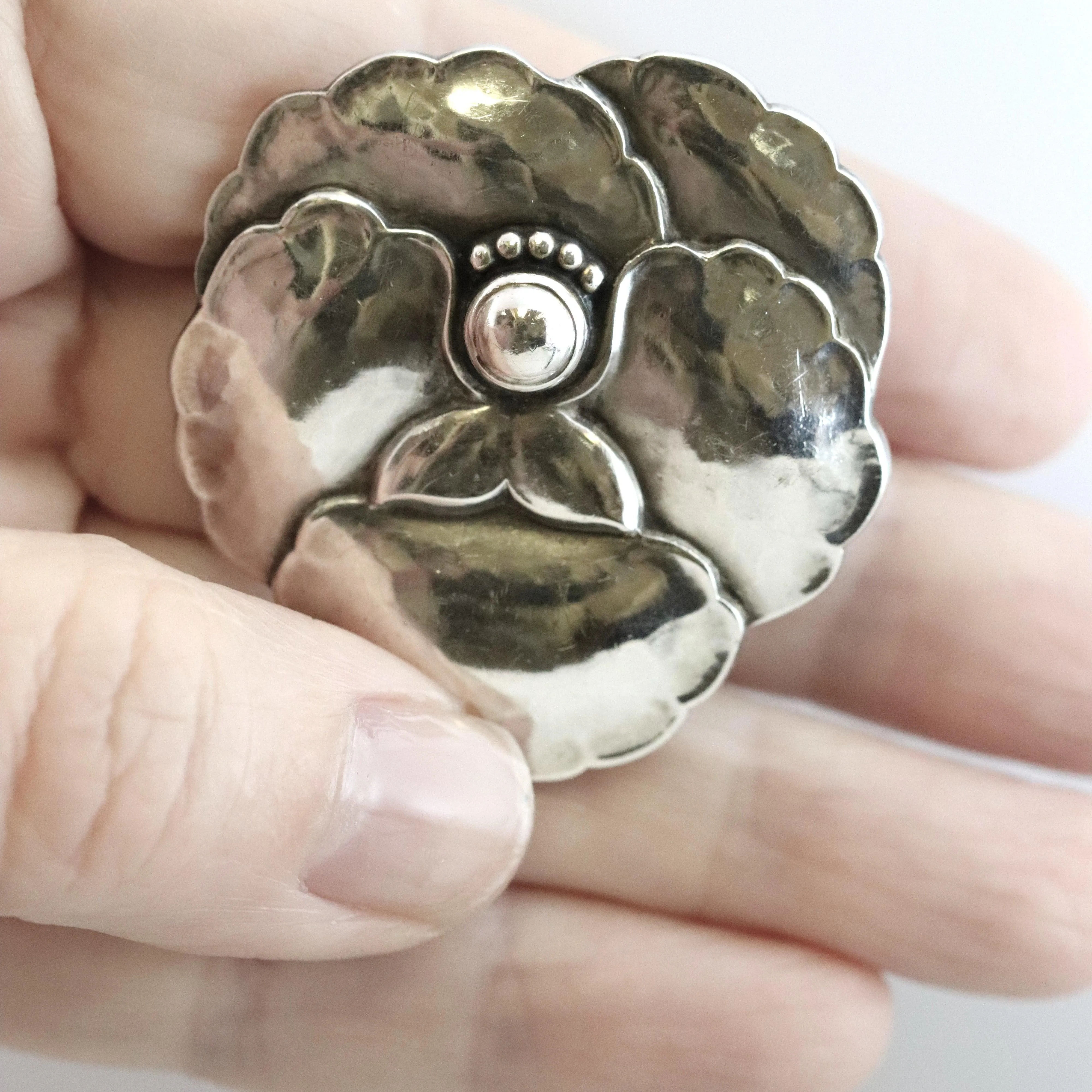 SOLD OUT: GEORG JENSEN DESIGNED PANSY FLOWER BROOCH 113
