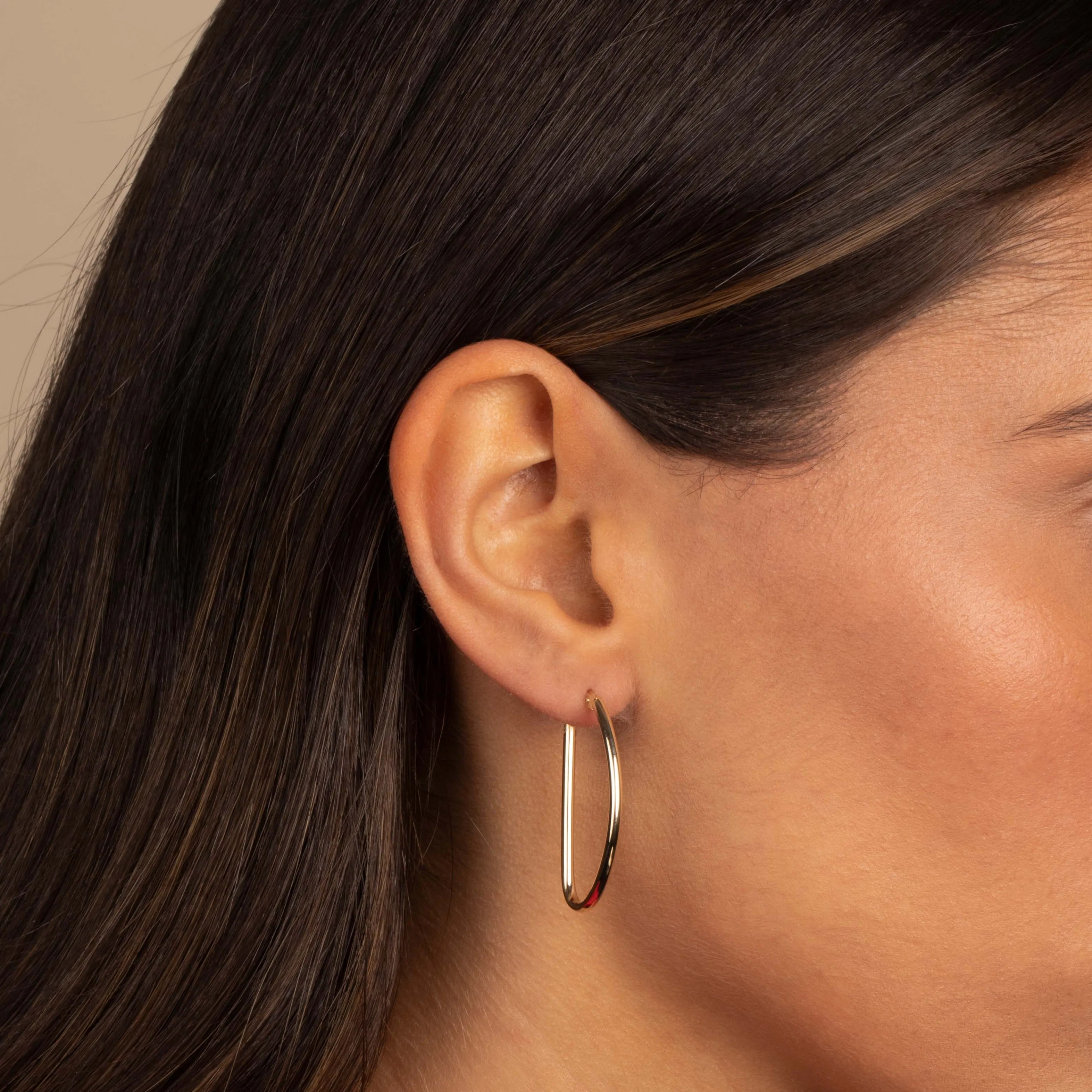 Solid Geometric Shape Hoop Earring 14K