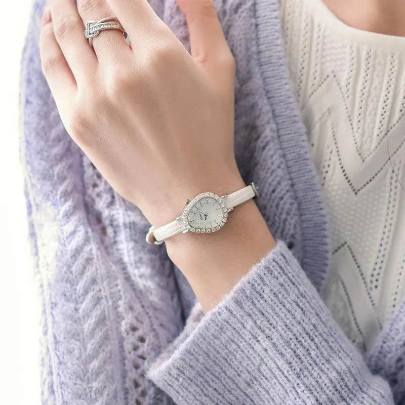 Sotoiru Snake-Shape Women's Watch – Bold & Stylish Design T2033W