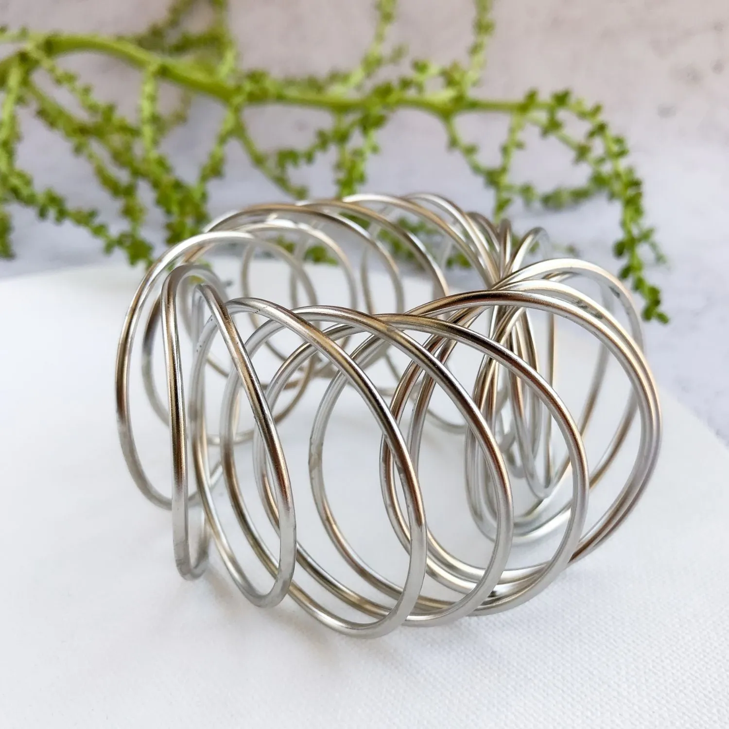 Stella -  Minimalist sterling silver wire bracelet