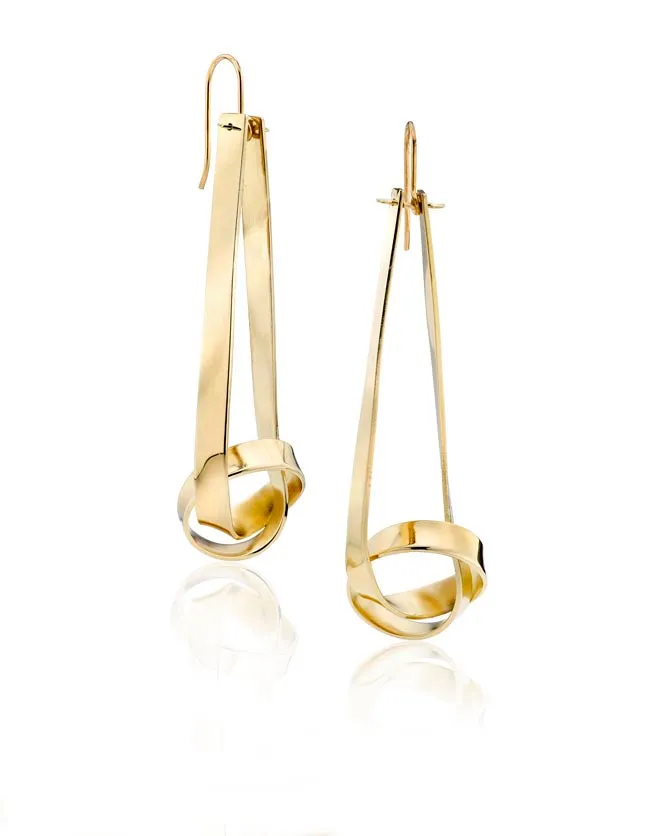 Swirly Girls drop earrings©