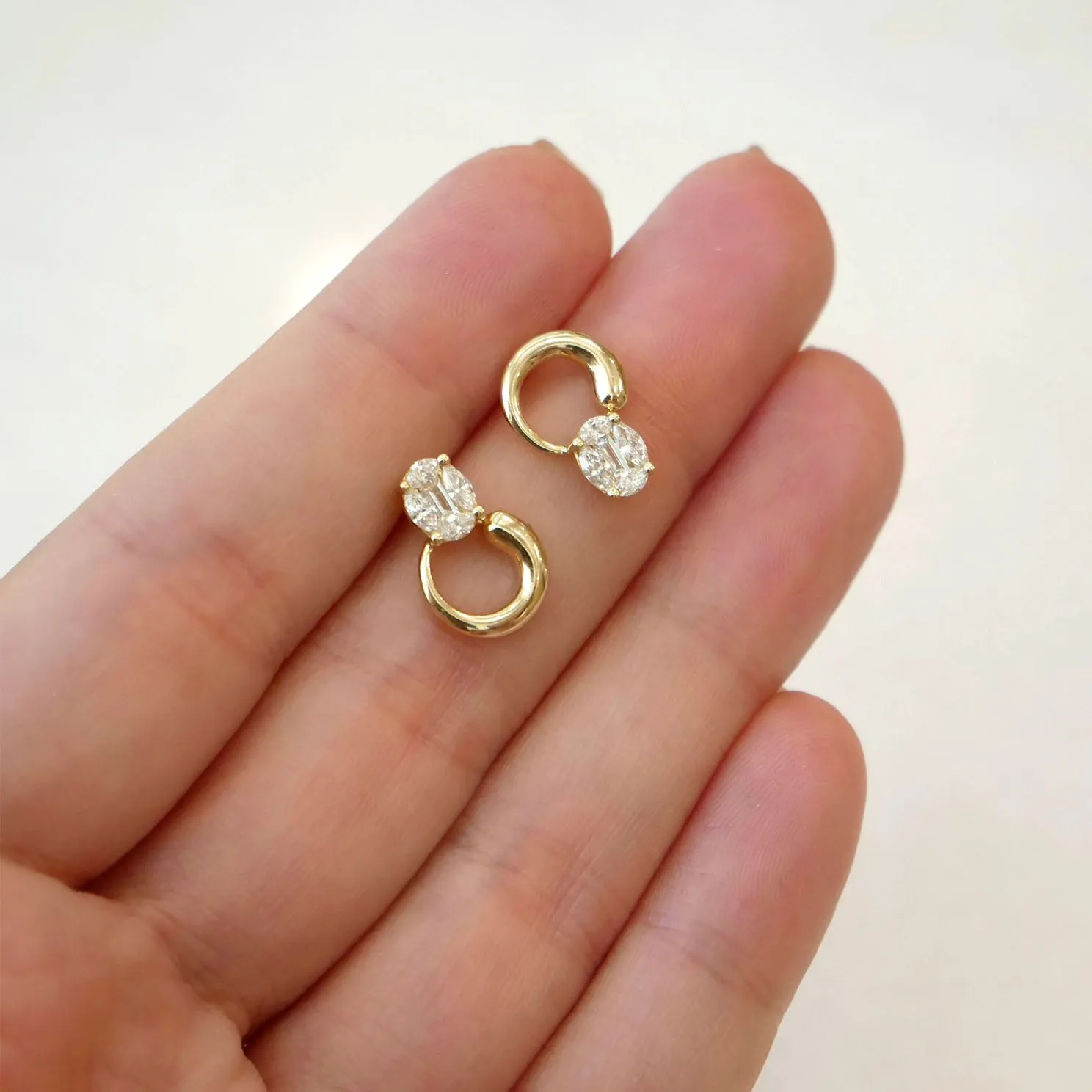 The Iris Illusion Stud Earrings