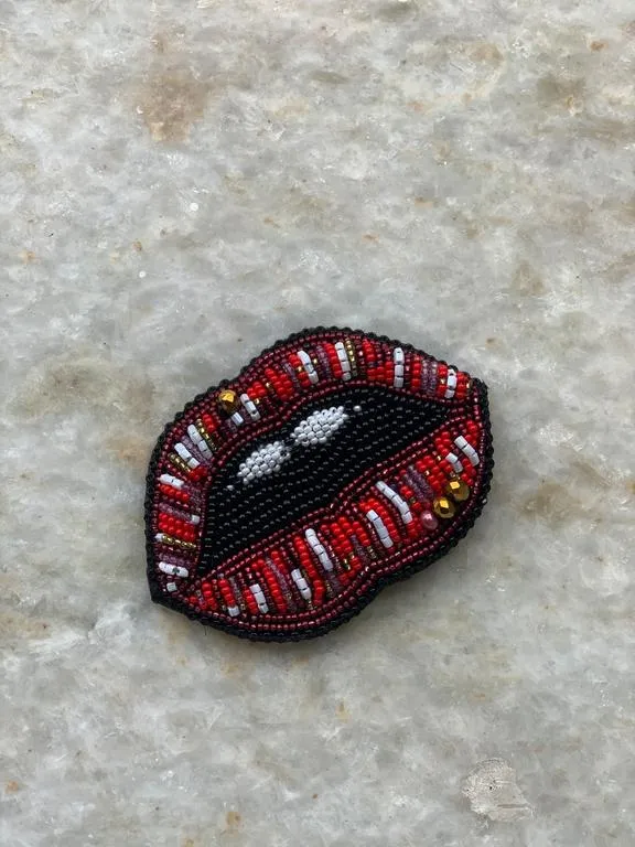 the speakeasy brooch