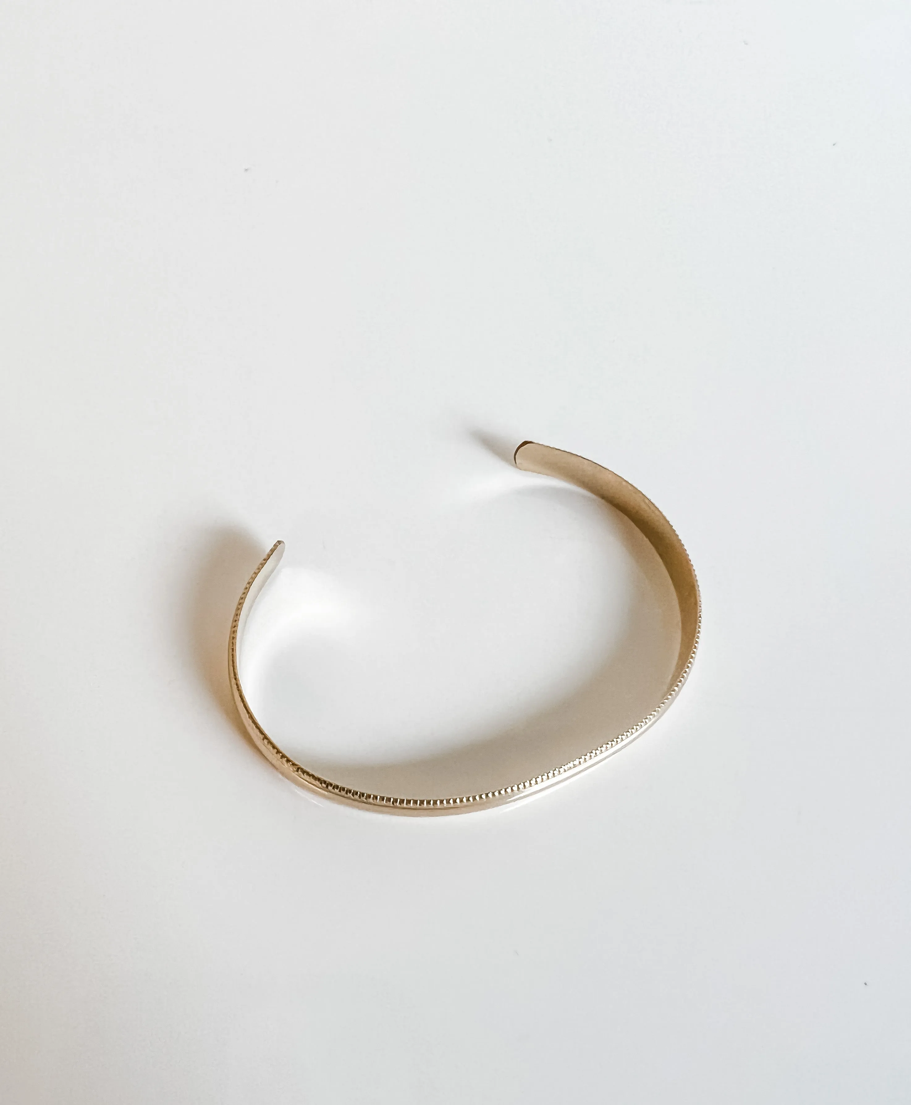 THICK CUFF with beaded detail
