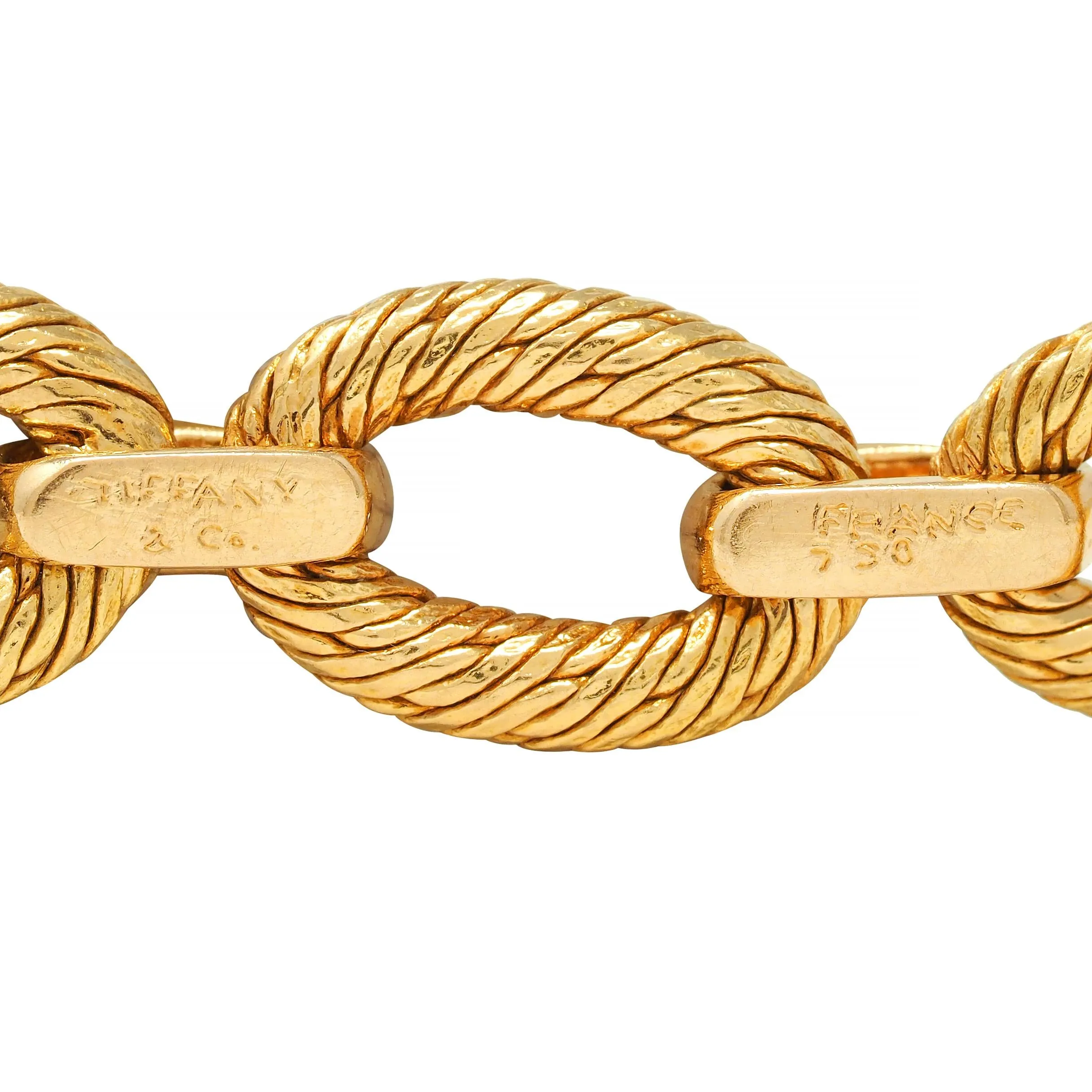 Tiffany & Co. French 1960s 18 Karat Yellow Gold Textured Vintage Oval Link Bracelet