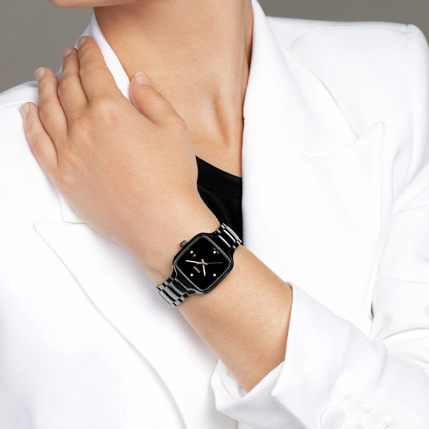 True Square Women Analog Ceramic Watch R27080722