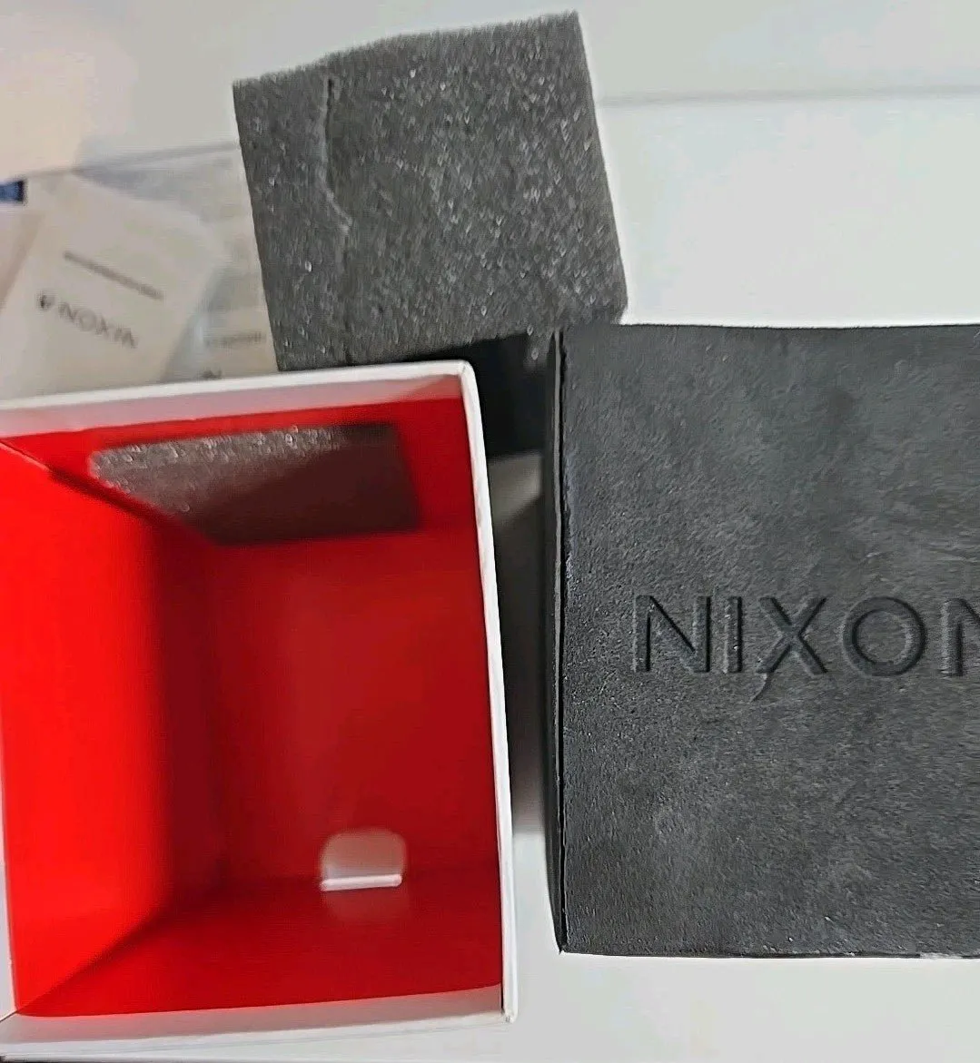 Used NIXON WATCH BOX with Foam Insert Manual