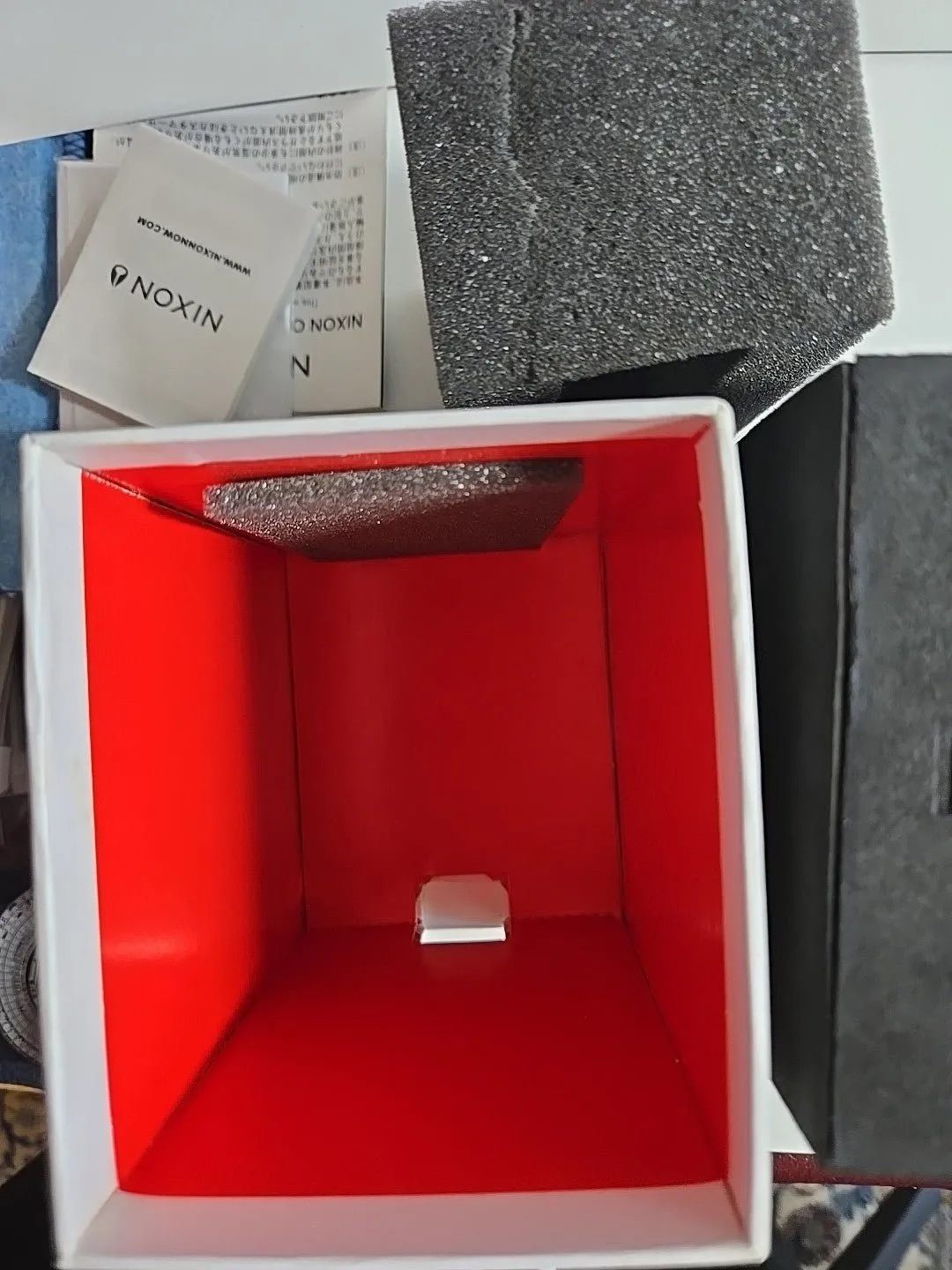 Used NIXON WATCH BOX with Foam Insert Manual