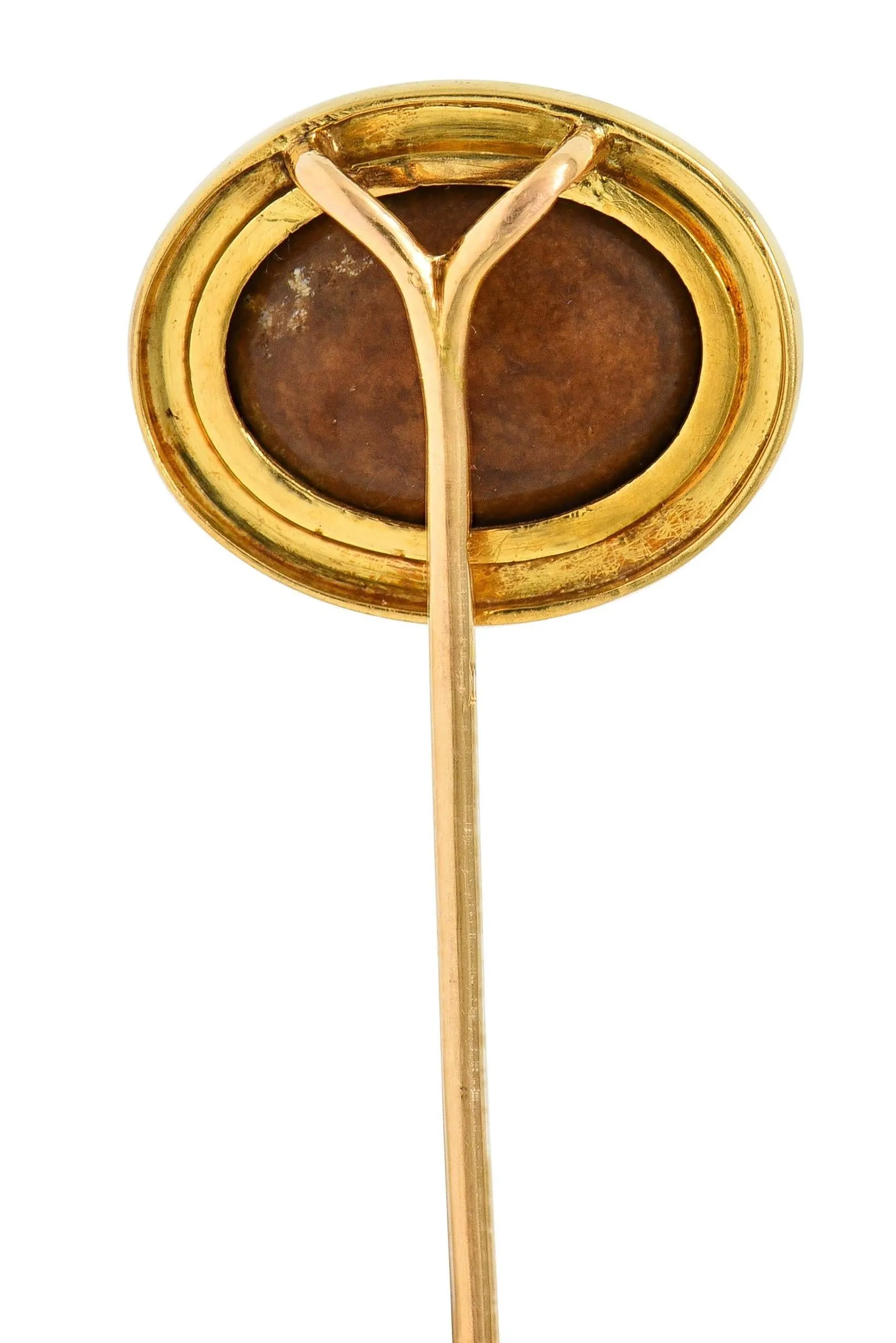 Victorian Etruscan Revival Agate 18 Karat Yellow Gold Lamb Animal Antique Cameo Stickpin