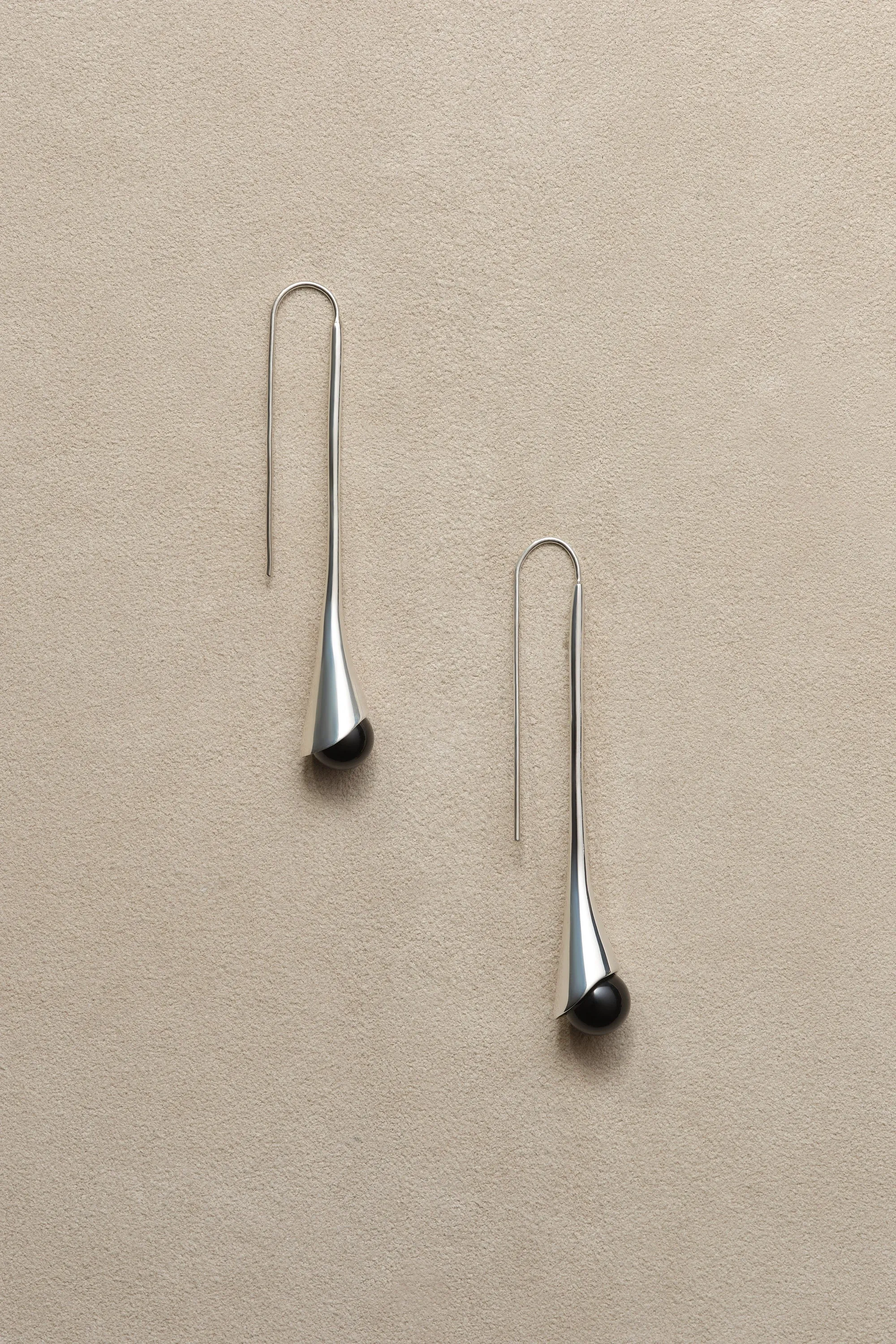 Vienna Earrings in Onyx