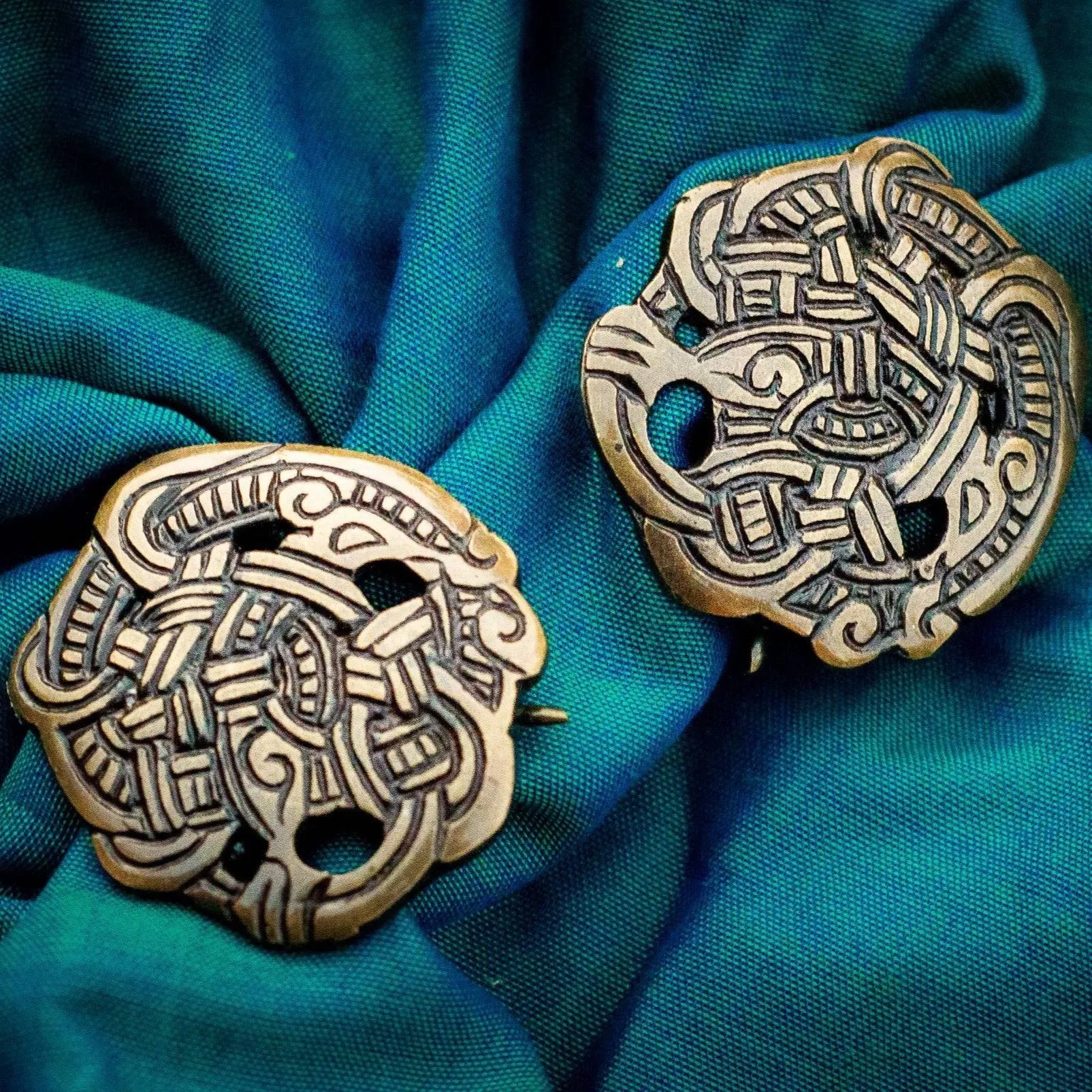 Viking Round Brooches (set of 2) 4.5 cm