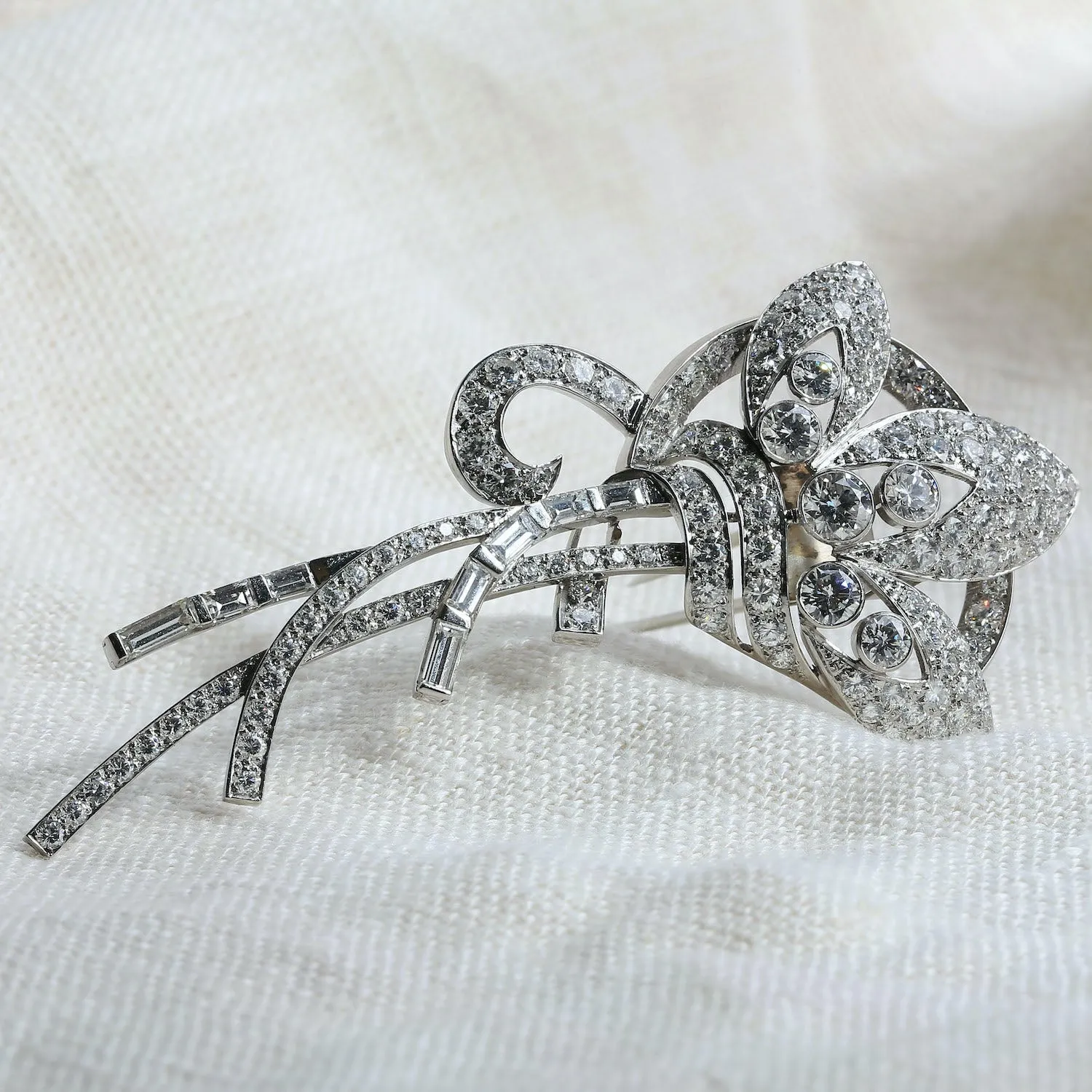 Vintage 1940s Oversized Diamond Trefoil Brooch