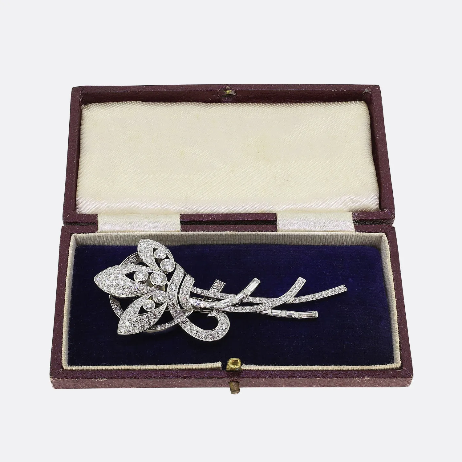 Vintage 1940s Oversized Diamond Trefoil Brooch