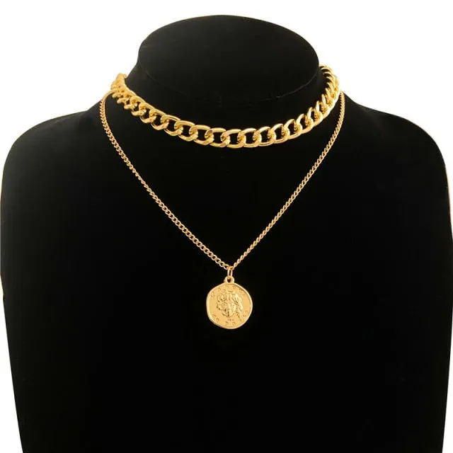 Vintage Multilayer Pendant Butterfly Necklace for Women Butterflies Moon Star Charm Choker Necklaces Bohemian Beach Jewelry Gift