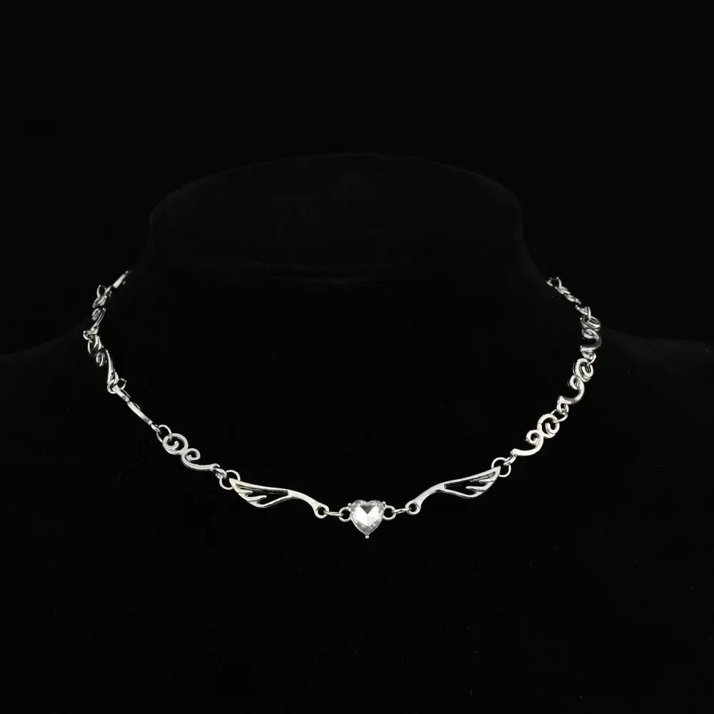 Y2K Silver Color Irregualr Choker Necklace for Women Girls Love Heart Crystal Clavicle Chain Necklace